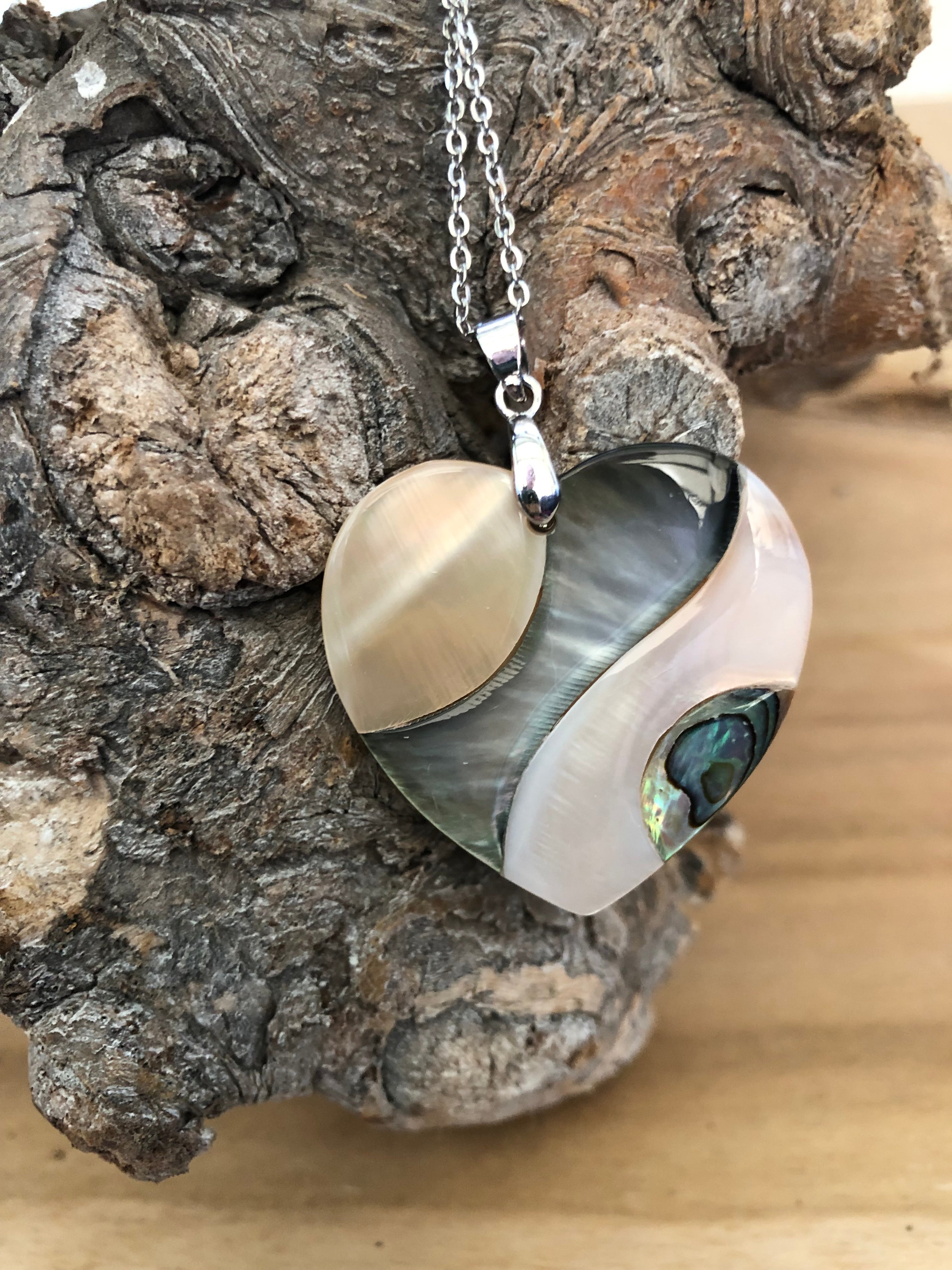Pendentif coeur en nacre Les Bogardines