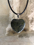 Pendentif coeur agate pierre de sang Les Bogardines