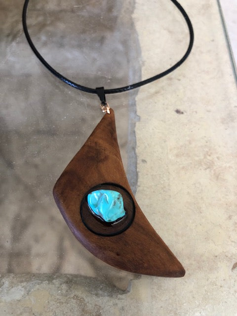 Pendentif en teck véritable et turquoise Les Bogardines