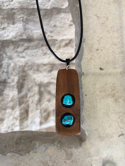 Pendentif en teck véritable et turquoise Les Bogardines